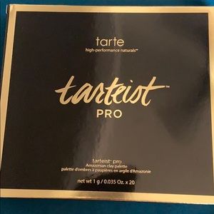 New tarteist pro Amazonian clay palette